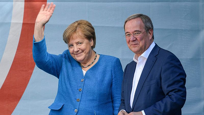 La salida de Merkel hace prever un rev�s para la CDU