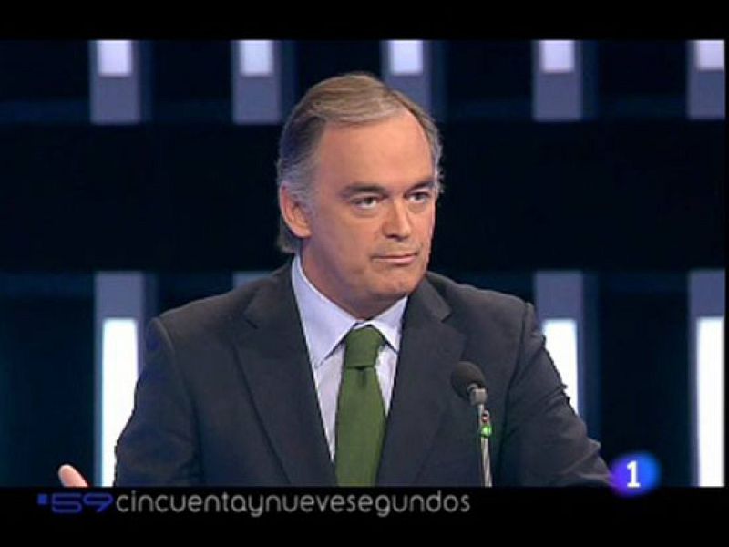 Pons afirma que Rajoy que no tiene candidato para Caja Madrid "ni debe tenerlo"