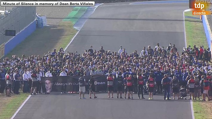  - Minuto de silencio en Superbike en honor a Dean Berta Viñales
