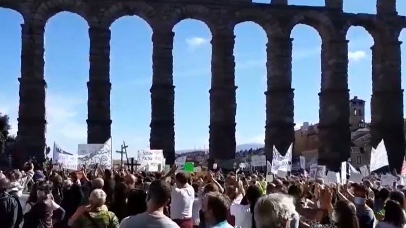 Cientos de personas reclaman en Segovia una sanidad pblica digna