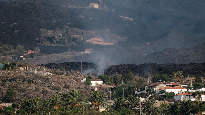Telediario Fin de Semana - La iglesia de Todoque no resiste el avance de la lava