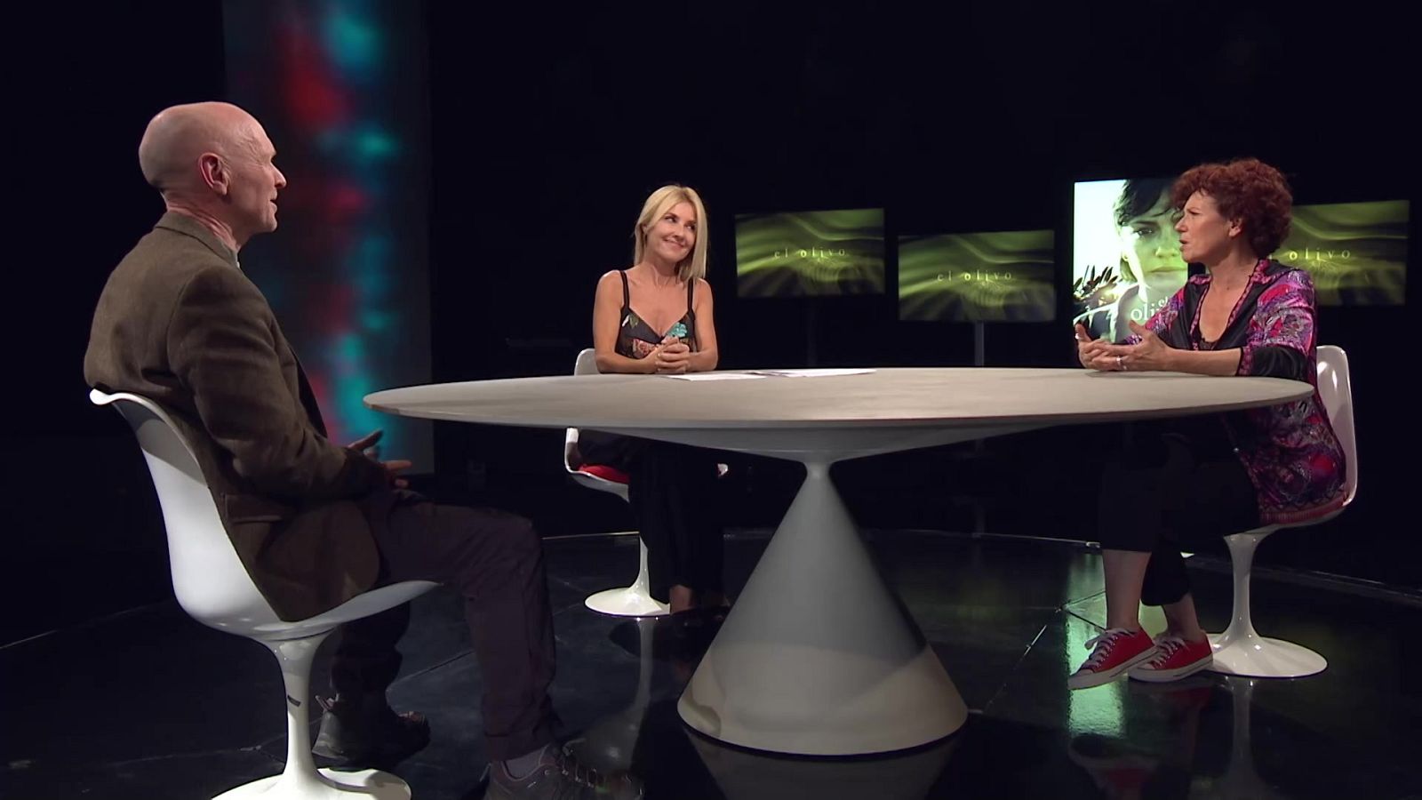 Versión española - Coloquio: El olivo - ver ahora