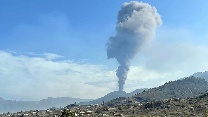 "El volcán necesita una recarga pero el proceso no ha terminado"