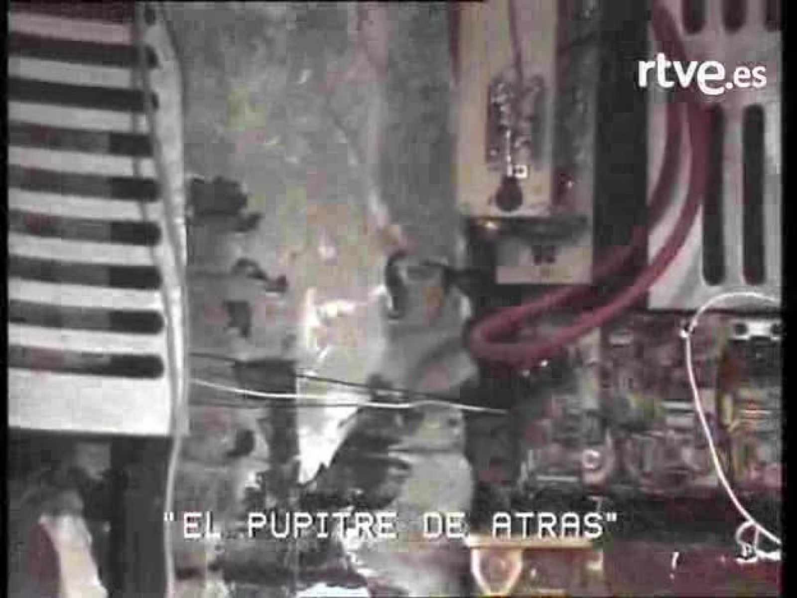 Bola de Cristal - Los Electroduendes: El pupitre de atrás | Ver