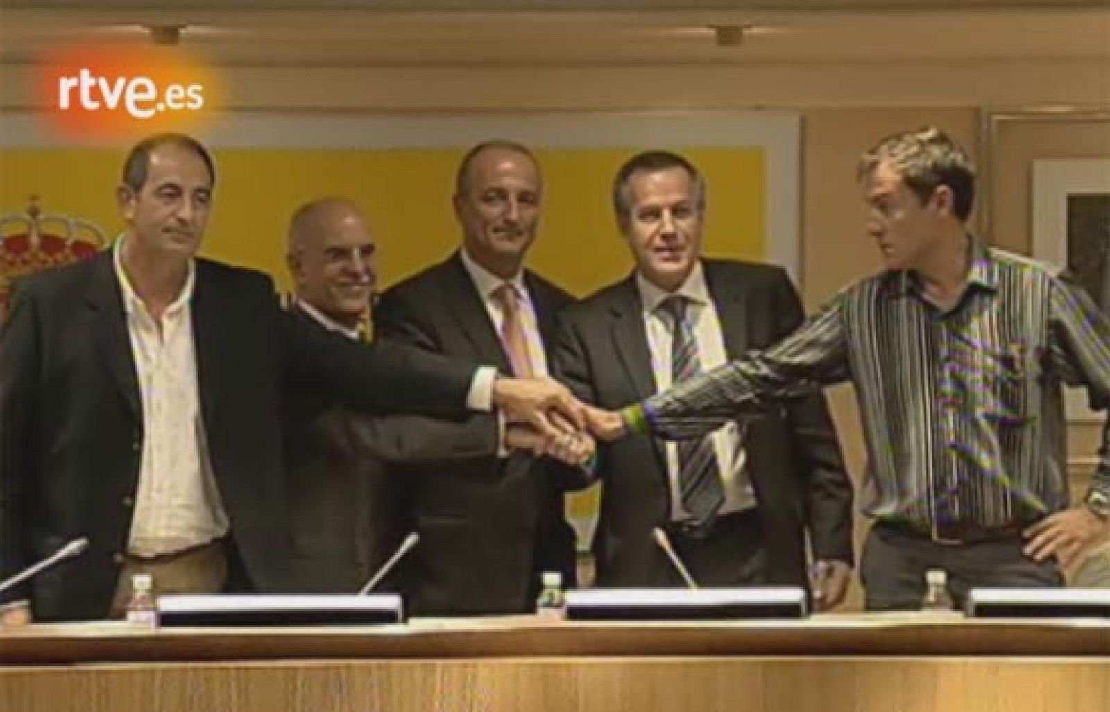 El acuerdo debe ser ratificado ahora por la plantilla en referéndum.