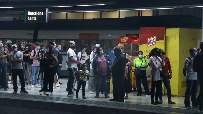 Matí caòtic, de retards i interrupcions, a les línies de Rodalies per una vaga de maquinistes