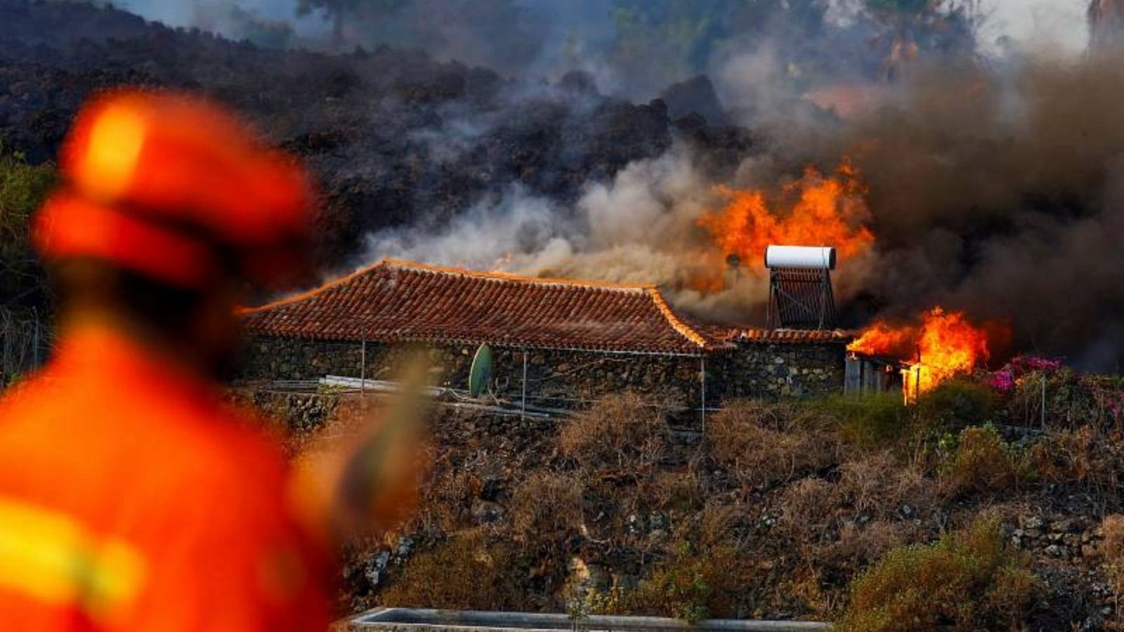¿Cómo protegerse de los gases tóxicos? - La hora de La 1 | Ver