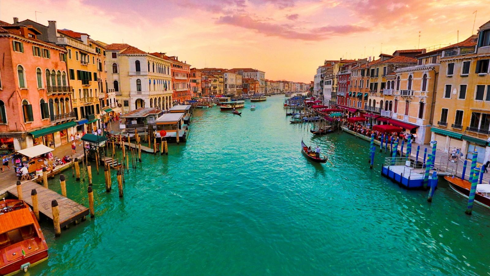 La estructura que evita que los edificios se hundan en Venecia