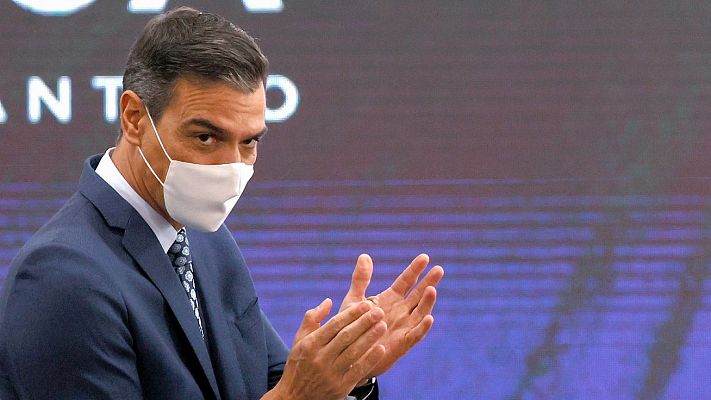 Sánchez: "La diferencia entre el pasado y el futuro es la ausencia y la presencia de las mujeres"