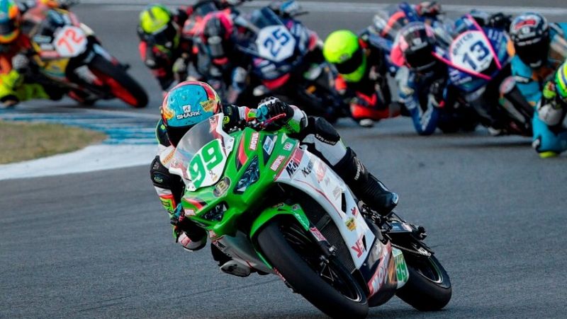 Las mejores imgenes de Adrin Huertas en el Mundial de Supersport 300