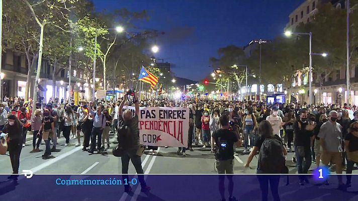 Cuatro menores detenidos y tres mossos heridos leves tras la marcha del 1-O en Barcelona