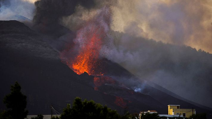 Telediario Fin de Semana - Telediario 2 en 4' - 03/10/21