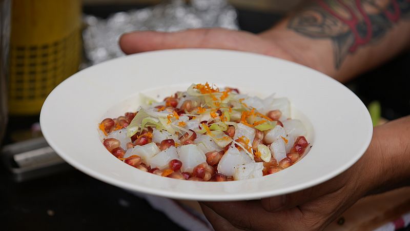 Receta al estilo Gipsy Chef: ensalada de granada y bacalao