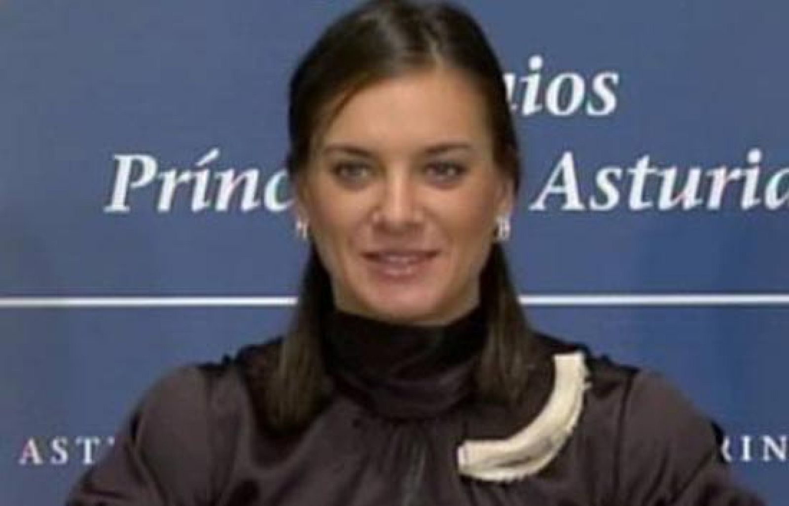 Rueda de prensa de Yelena Isinbayeva por el Príncipe de Asturias de los Deportes - Premios Princesa de Asturias | Ver