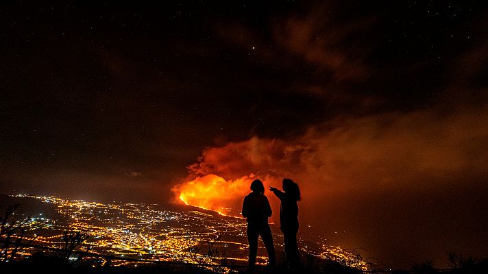 El volcán de La Palma tiene una nueva fisura que no emana lava pero sí gases