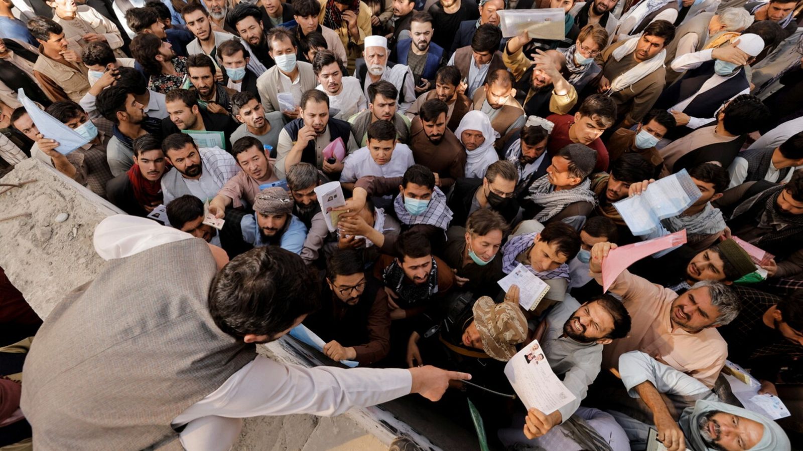 Afganistán: Los talibanes reanudan la emisión de pasaportes - Ver ahora