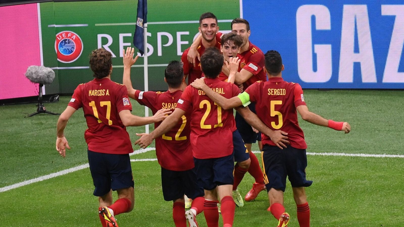 Resumen y goles del Italia 1-2 España