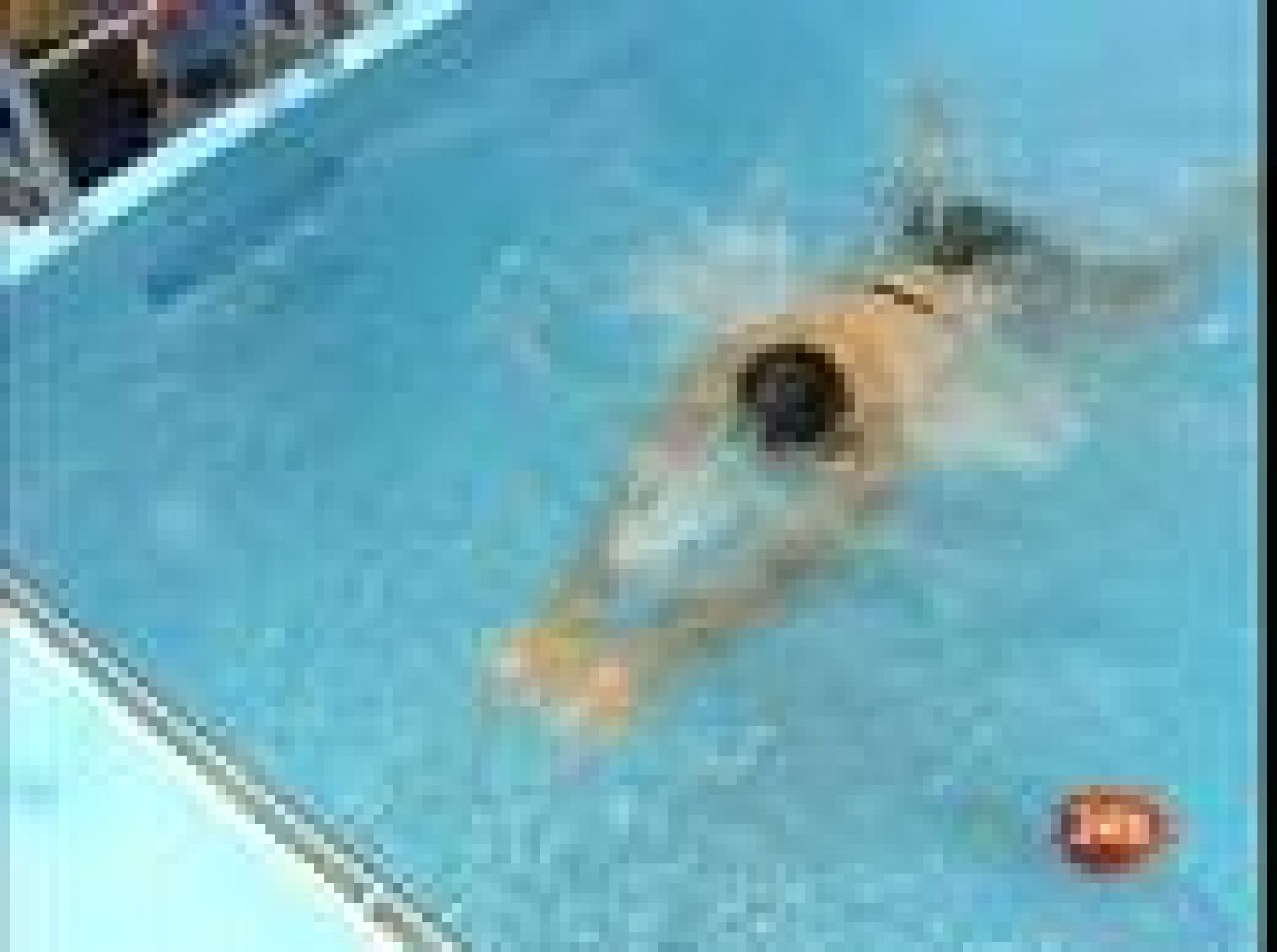 Sin programa: Nadar 'cuesta arriba' en piscina | RTVE Play