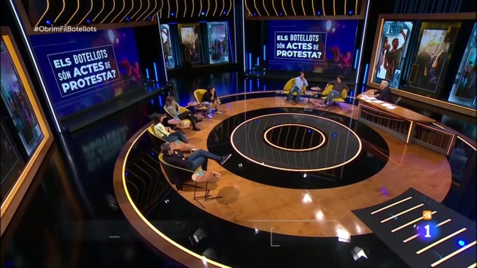 Obrim fil - Botellots, diversió o incivisme?