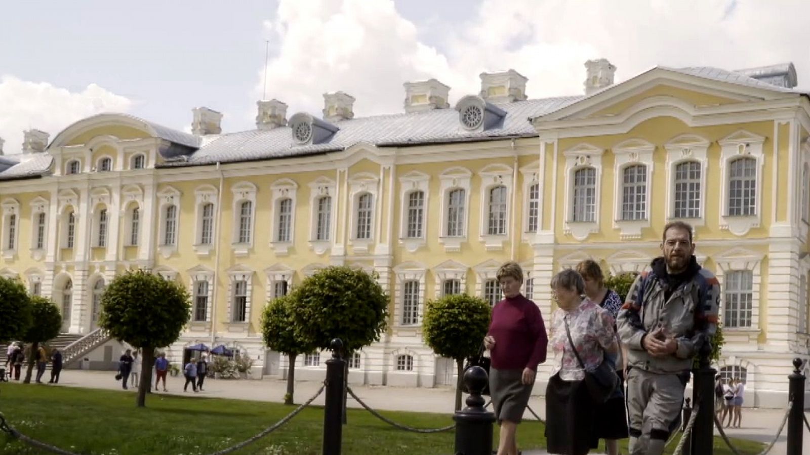 Reencuentro en Riga capital de Letonia - Documental en RTVE