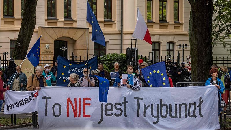 El Gobierno polaco descarta el 'Polexit' tras la sentencia del Constitucional contra las leyes de la UE