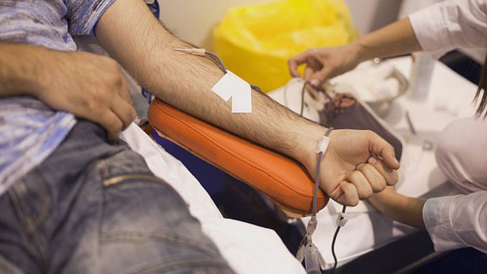 Telediario 1 - Portugal permitirá donar sangre a los homosexuales