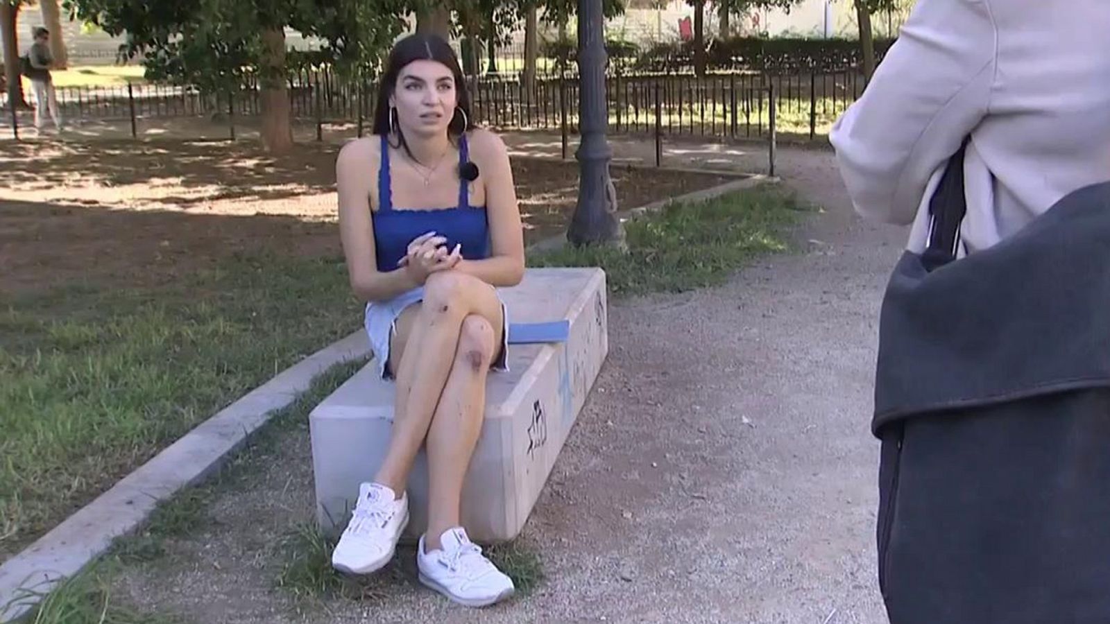 Dos jóvenes de Valencia agredidas por ser trans: "Nos arrastraban por la tierra a patadas"