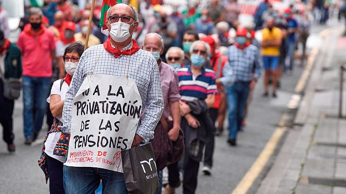 Telediario 2 - Las pensiones, el reto que tiene difícil solución y acapara el 40% de los Presupuestos Generales