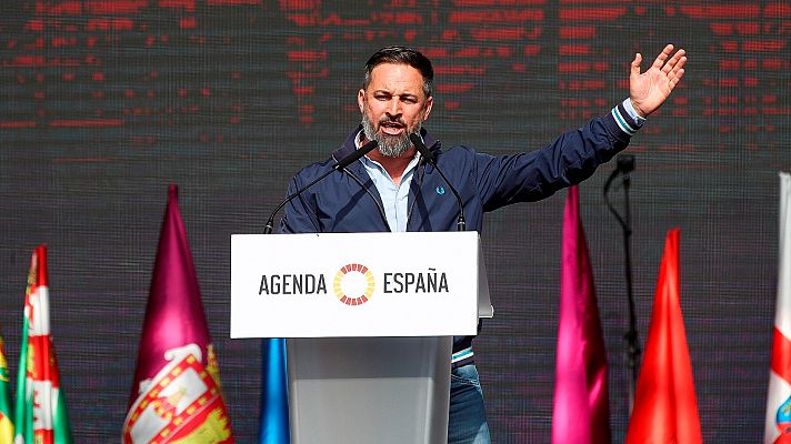 Abascal dice que el PP no es la "alternativa" sino "un burdo relevo" del Gobierno de Sánchez