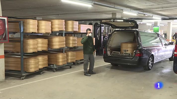 L'Informatiu - L'empremta de la pandèmia a Barcelona