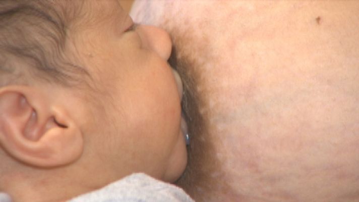 Noticias Murcia - La leche materna de las cartageneras podría contener altos niveles de metales pesados contaminantes