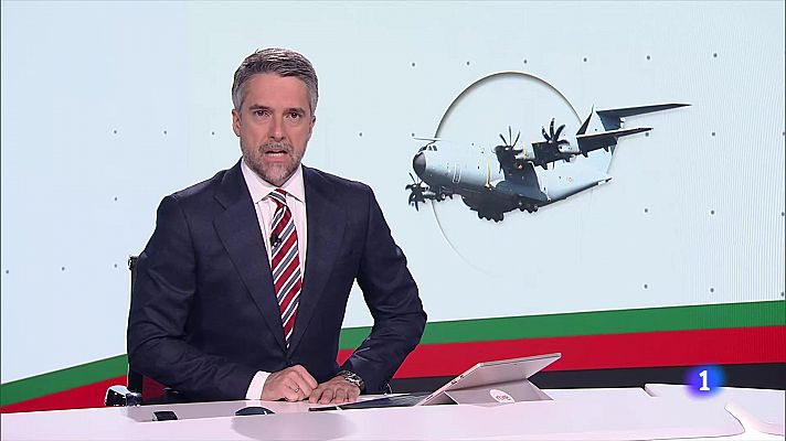 Telediario 2 - Aterriza en Madrid un nuevo avión con 84 colaboradores afganos