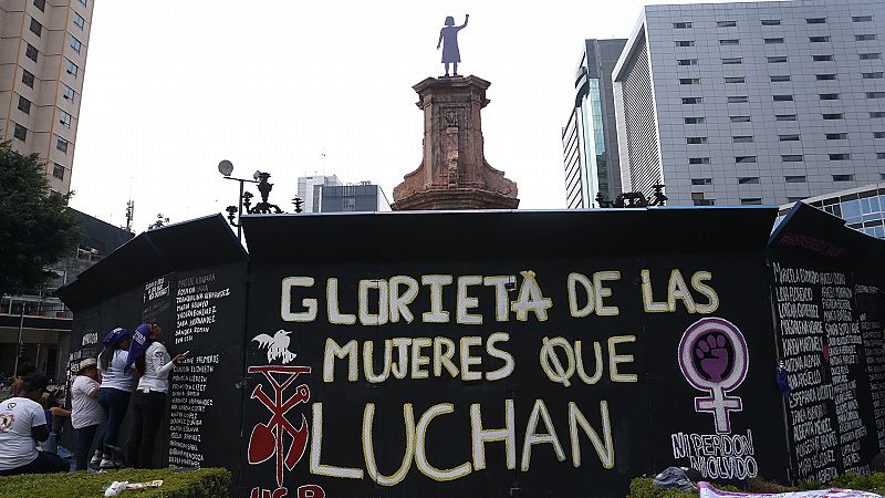 La estatua de Cristóbal Colón desaparece de Ciudad de México