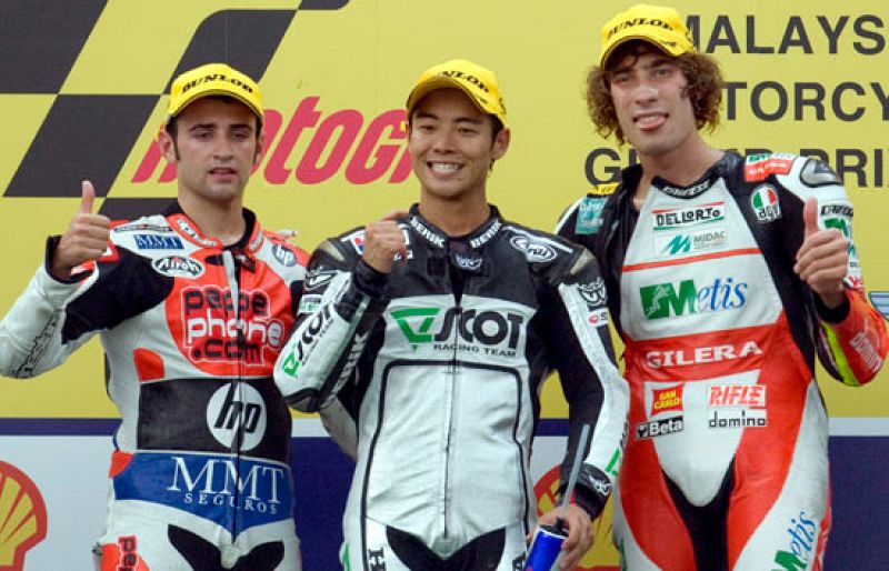 Carrera íntegra de la categoría de 250 cc disputada en el G.P. de Malasia (25/10/09).