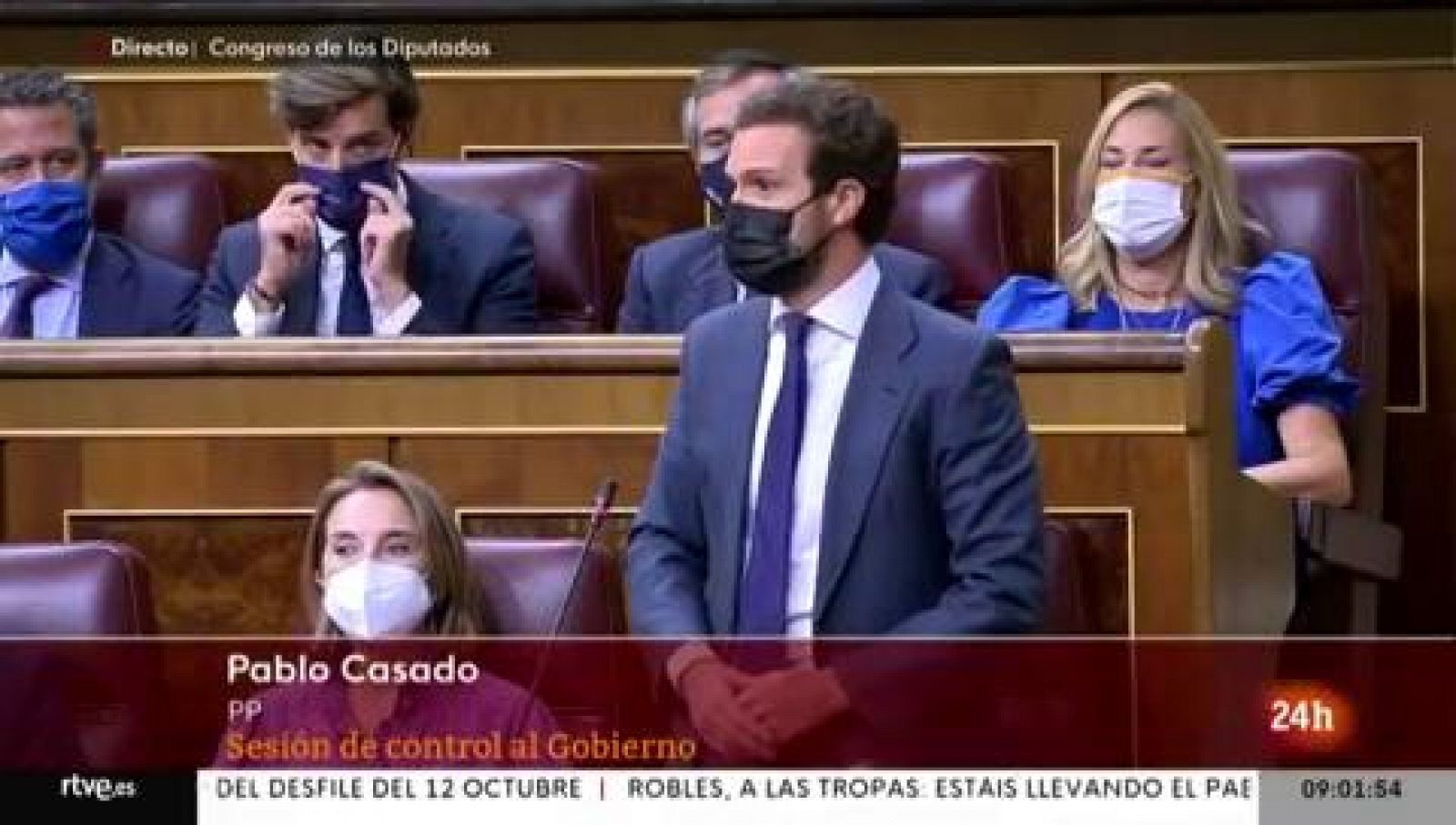 Enfrentamiento entre Casado y Sánchez en la sesión de control 