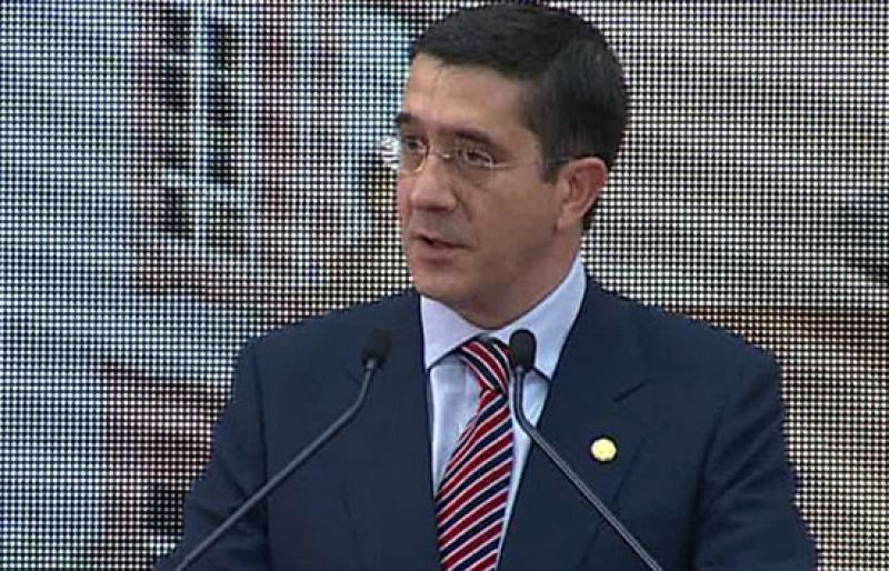 López defiende el Estatuto de Guernika como "aquello que garantiza el derecho a decidir" de los vascos