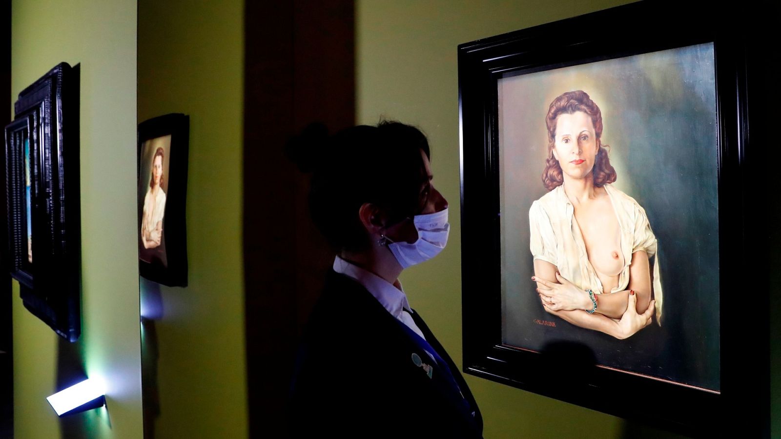 Gala es la protagonista de la exposición sobre Dalí que se ha inaugurado en San Petersburgo