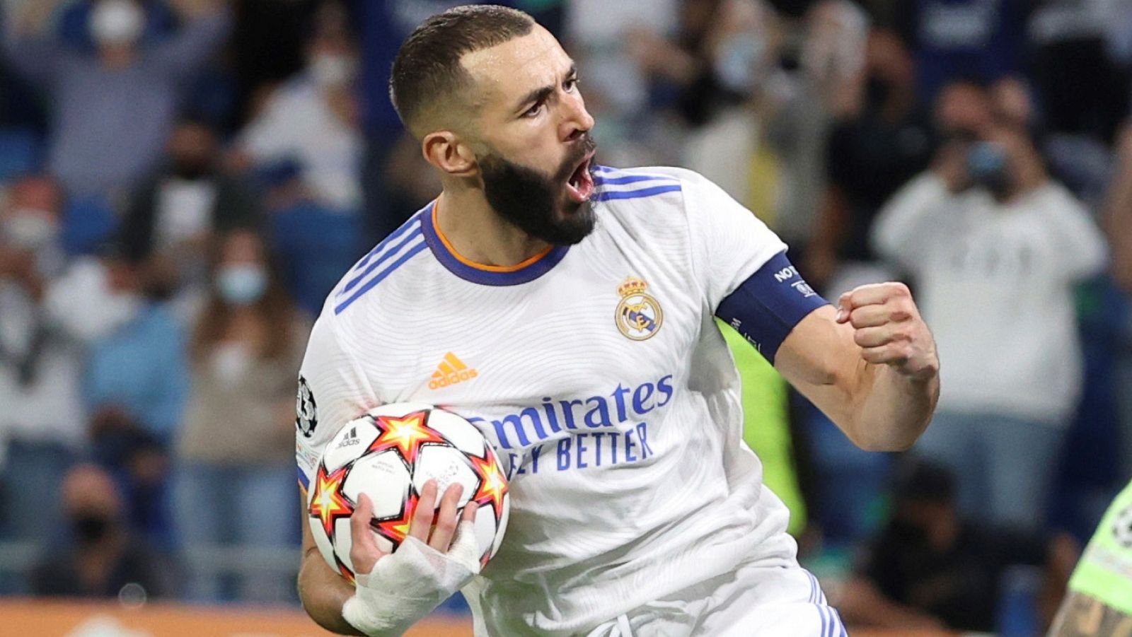 Benzema: "Si me acerco al Balón de Oro es por mis compañeros"