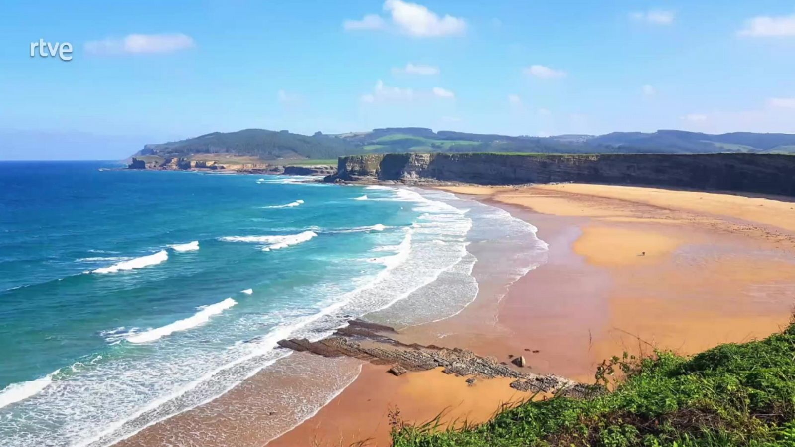 Nocturnas en descenso en zonas del tercio norte peninsular, con heladas débiles aisladas en Pirineos y meseta norte - ver ahora