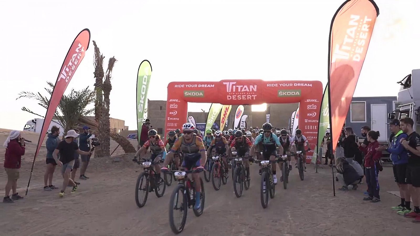 Mountain Bike - Titan Desert Marruecos. Resumen 14/10/21 - RTVE Play
