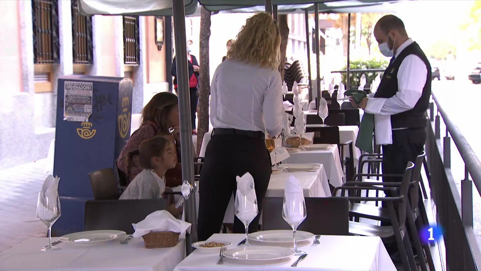 La alta inmunización en España aleja la idea de la vacunación obligatoria | Ver