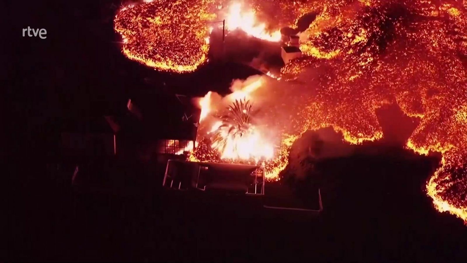 Informe Semanal - Vivir bajo el volcán - ver ahora