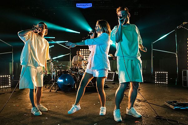 Efecte Collins - "Eres un temazo" Suu i The Tyets