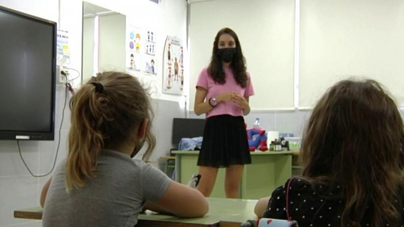 Más de 4.600 alumnos afectados por la erupción volcánica de La Palma vuelven a las aulas