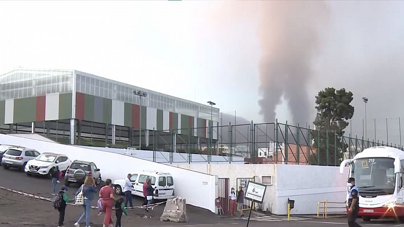 Vuelven las clases en la zona afectada por la erupción de La Palma - Ver ahora