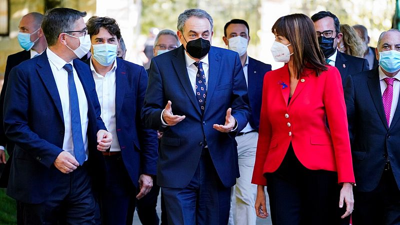 Zapatero, sobre el perdón de Otegi: "Dicho está: no debió producirse" - Ver ahora