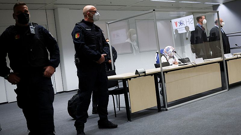Alemania juzga a una nonagenaria que fue secretaria de un campo de concentración nazi