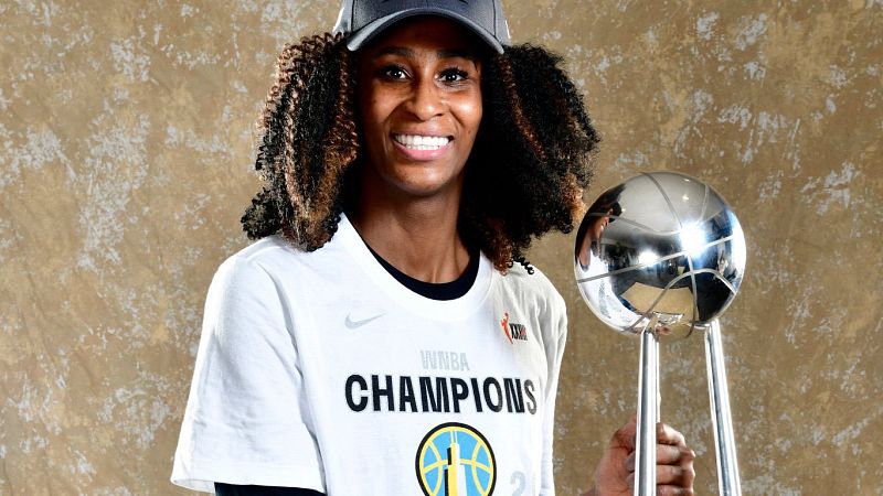 Astou Ndour, campeona de la WNBA: "Creo que es un sueño" -- Ver ahora