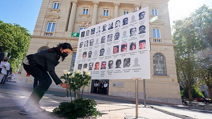 Telediario 1 - Una década del fin de ETA: las víctimas hablan de su dolor
