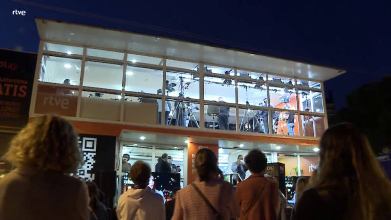  Primera parada del BusSet de 'La gran consulta' de RTVE